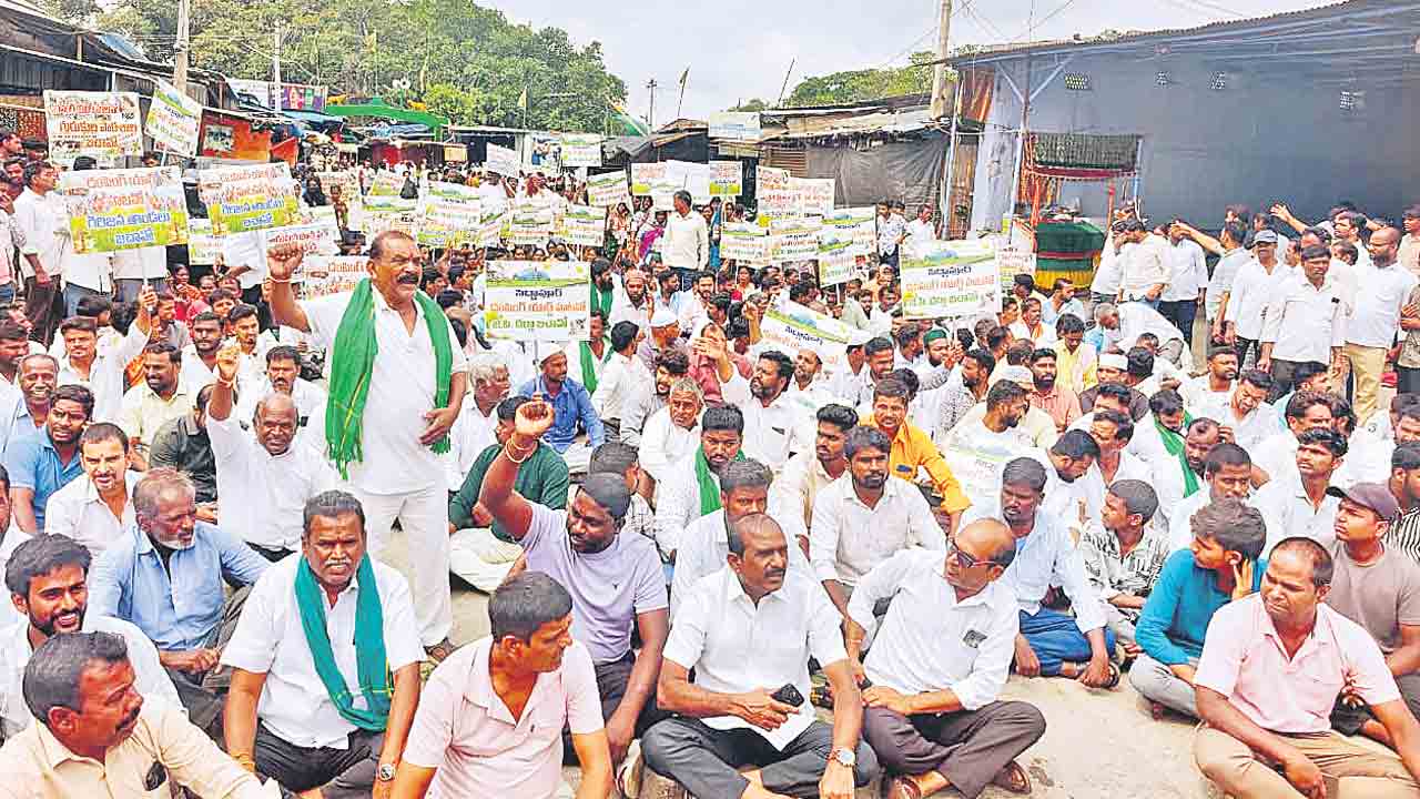 డంపింగ్‌ యార్డు హఠావో.. జేపీ దర్గా బచావో!