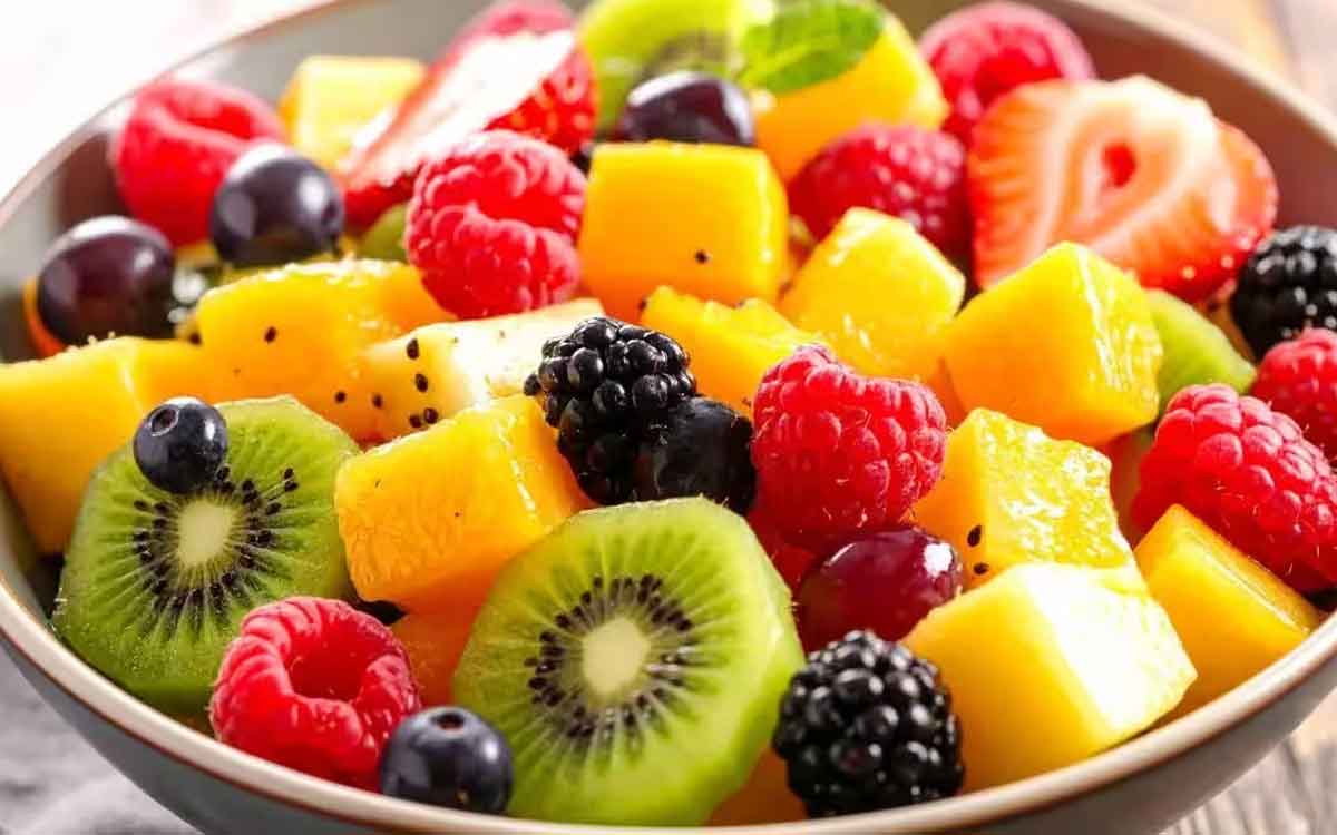 Fruits | రాత్రి భోజ‌నం త‌రువాత పండ్ల‌ను తిన‌వ‌చ్చా.. ఏయే స‌మ‌స్య‌లు ఉన్న‌వారు తిన‌కూడ‌దు..?