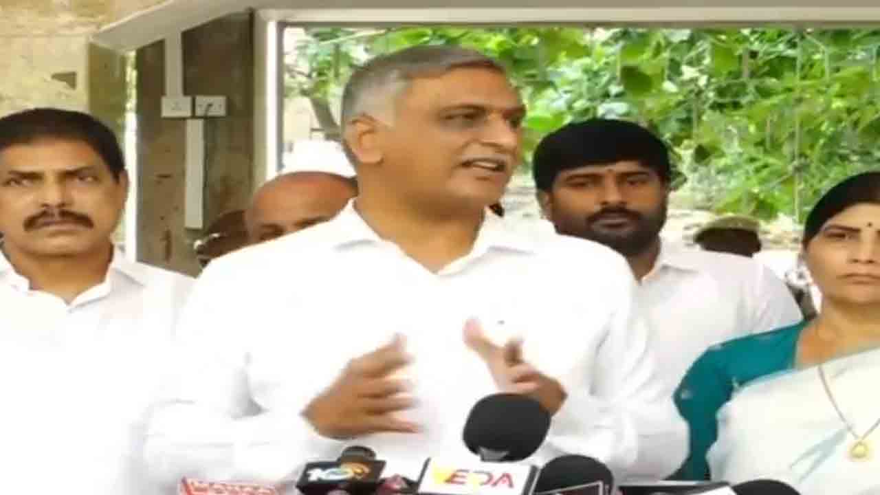 Harish rao | ఆ బాలిక జీవితాంతం వీల్ చైర్ మీద ఎలా బతుకుతుంది? : హరీశ్ రావు