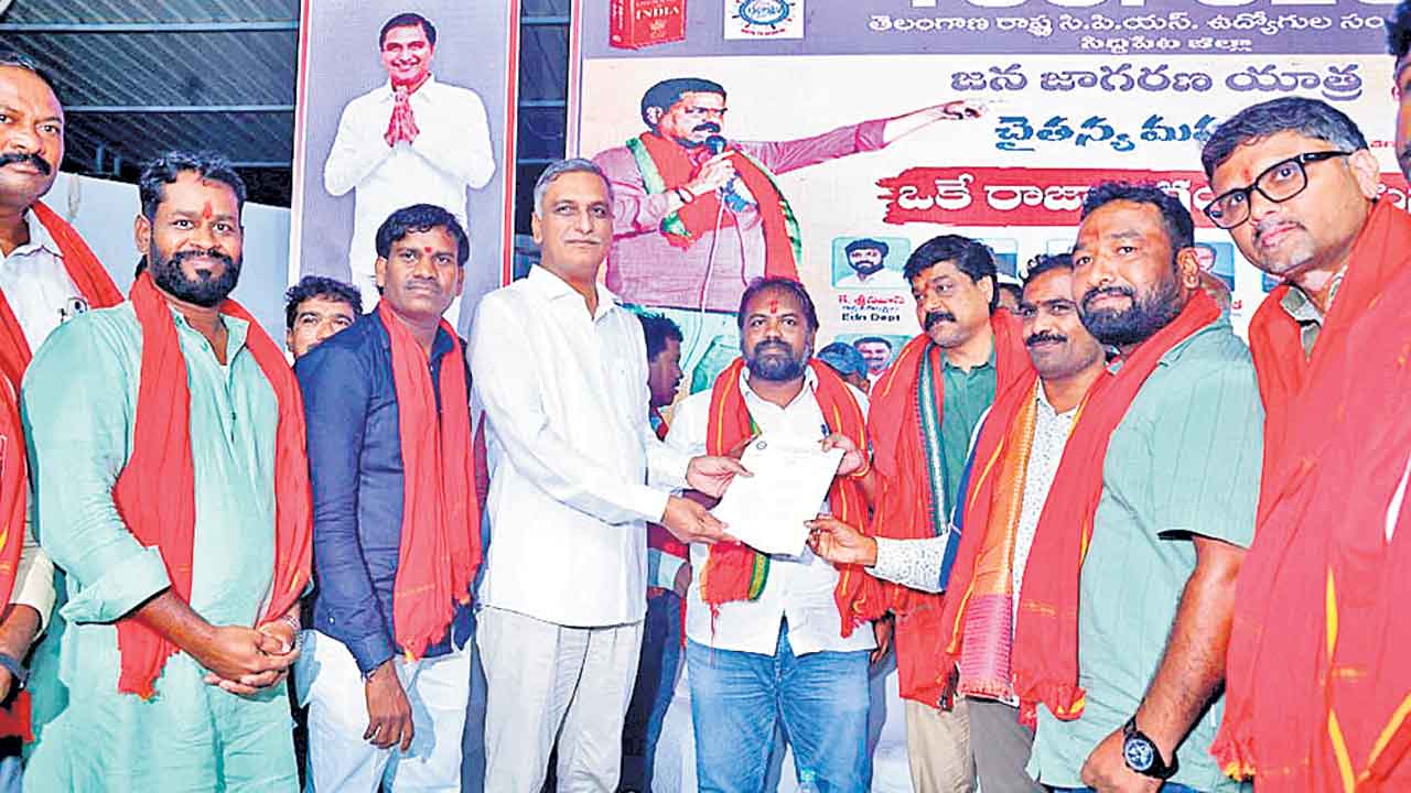 ఓపీఎస్‌ను పునరుద్ధరించాలి