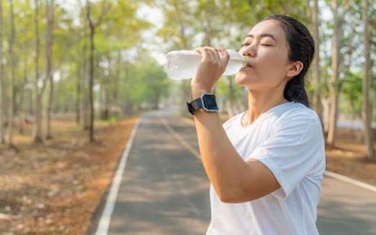 Heat | శ‌రీరంలోని వేడిని త‌గ్గించుకునేందుకు ఈ సూచ‌న‌లు పాటించాలి..