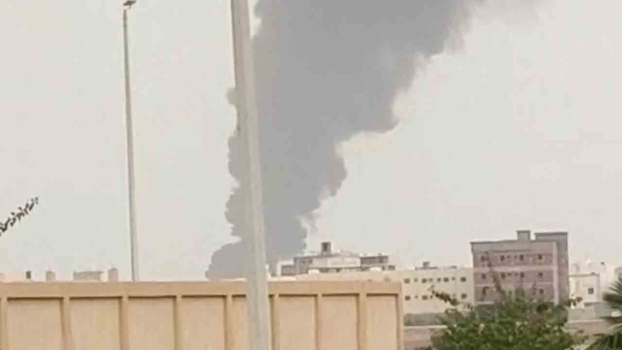 Houthis attacks | సౌదీ అరేబియాపై డ్రోన్లు, క్షిపణులతో హుతీల భారీ దాడులు