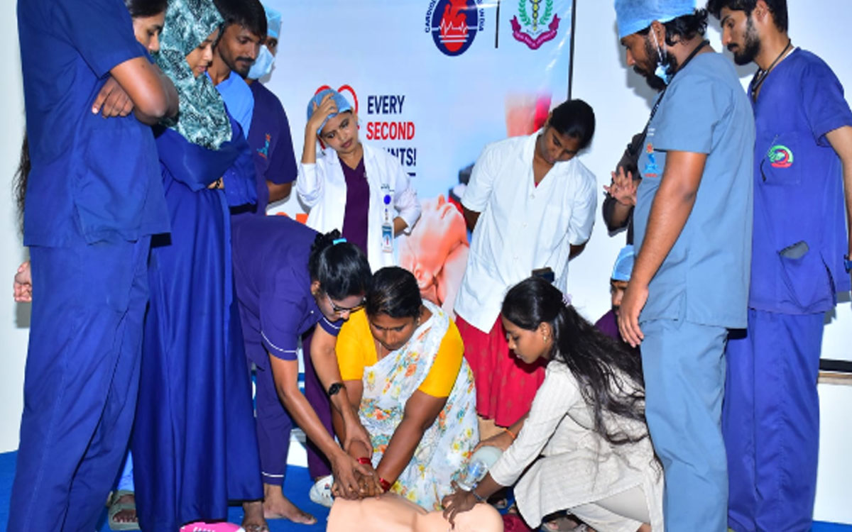 ప్రభుత్వ, ప్రైవేటు ఆస్ప‌త్రి సిబ్బందికి సీపీఆర్‌పై అవగాహన