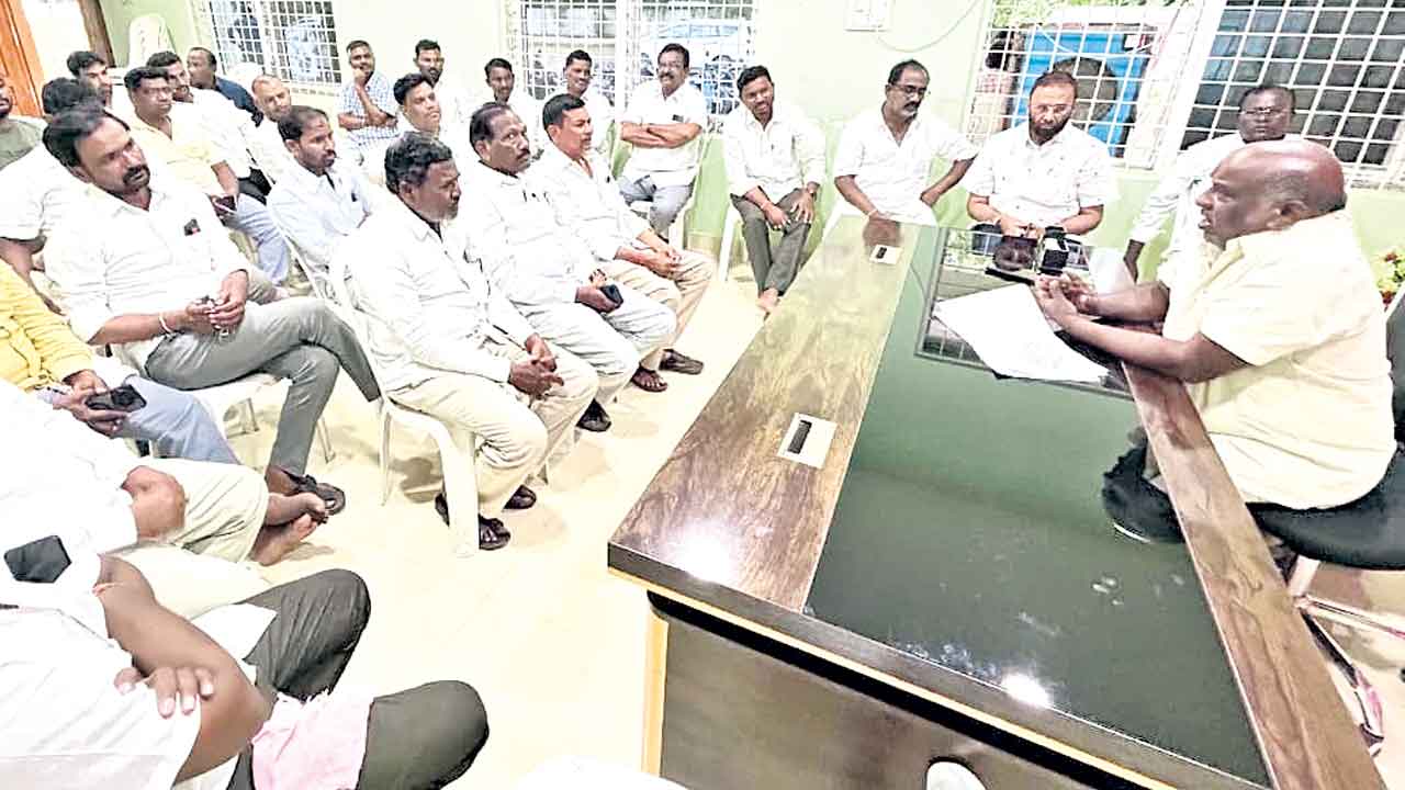 సీసీఐ పునఃప్రారంభానికి ఉద్యమించాలి
