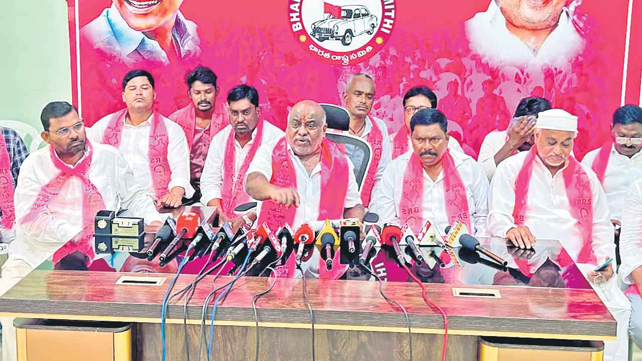 సీసీఐపై ఆగస్టులోగా వైఖరి వెల్లడించాలి