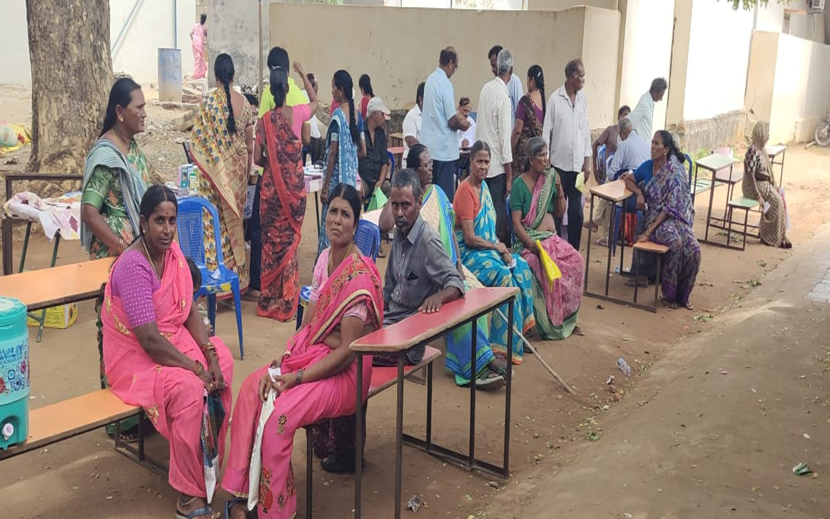 జూలూరుపాడులో హోమియో వైద్య శిబిరం