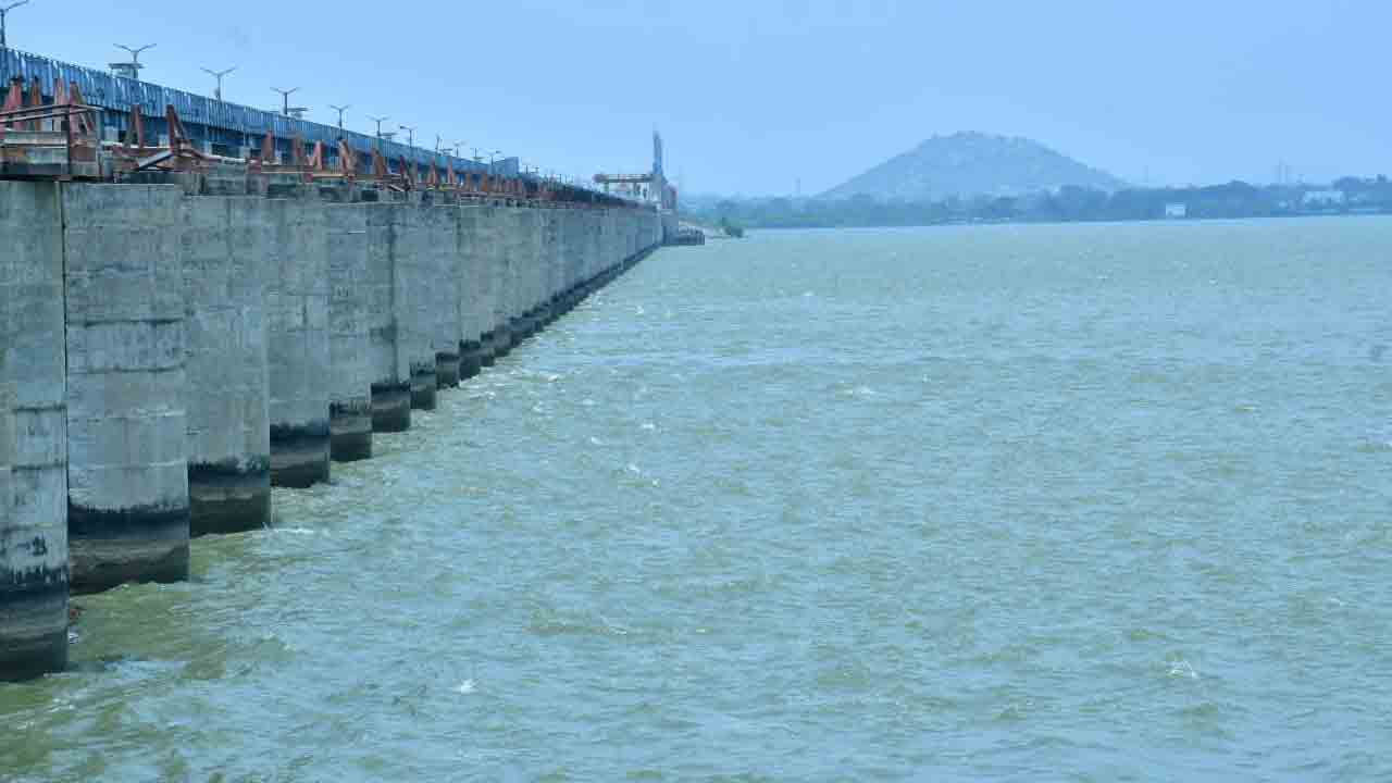 జూరాలకు కృష్ణమ్మ