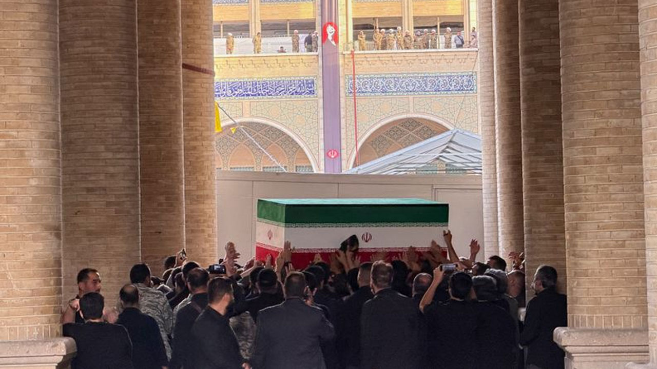 Ayatollah Ali Khamenei: మోస‌ల్లా మ‌సీదుకు అయ‌తుల్లా ఖ‌మేనీ శ‌వ‌పేటిక త‌ర‌లింపు
