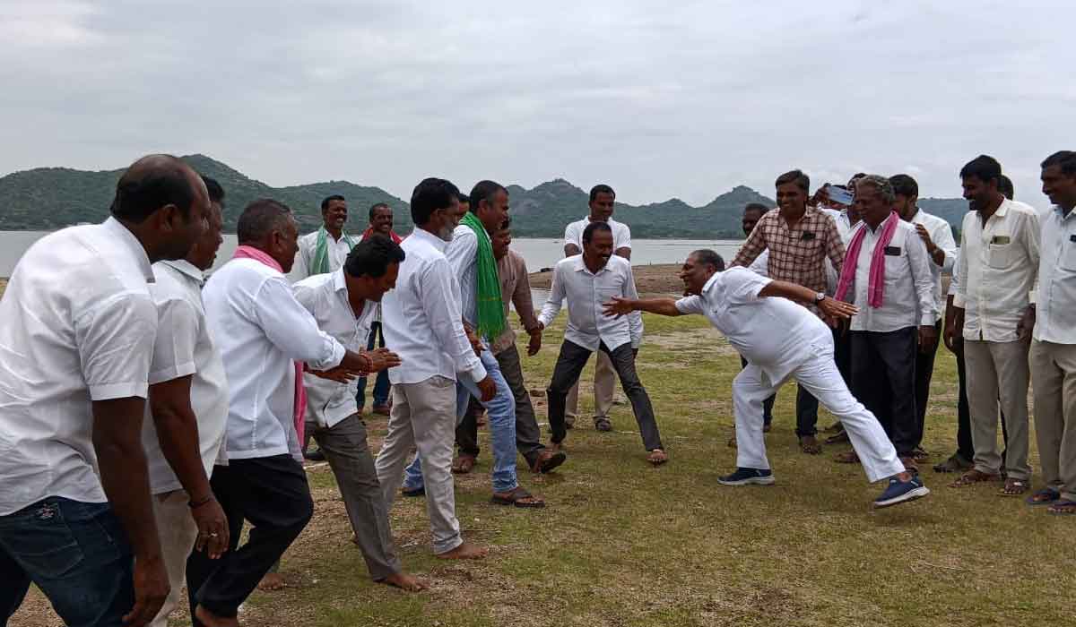 Koppula Eshwar | యాగాలు, హోమాలతో నీళ్లు రావు.. కన్నెపల్లి పంప్ హౌస్ ఆన్ చేస్తేనే గోదావరి జలాలు వస్తాయి.. మాజీ మంత్రి కొప్పుల ఈశ్వర్