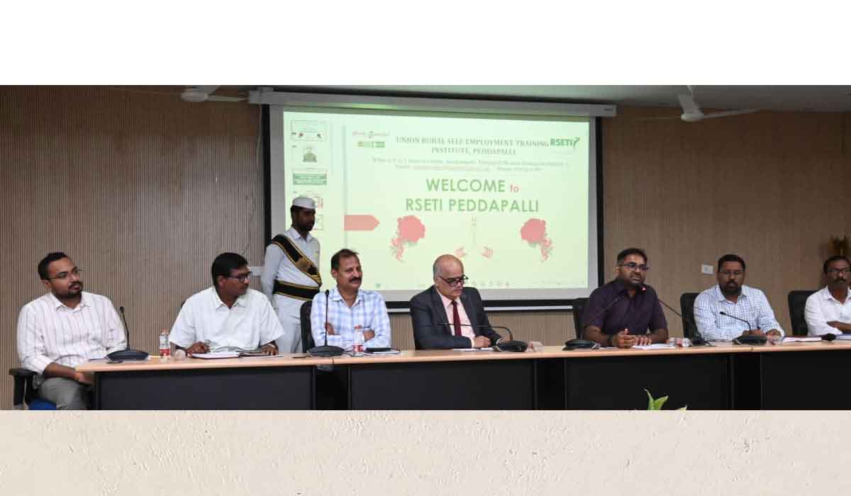 Collector Koya Sriharsha | స్వయం ఉపాధి అవకాశాలతో ఆర్థికంగా ఎదగాలి.. పెద్దపల్లి కలెక్టర్‌ కోయ శ్రీహర్ష