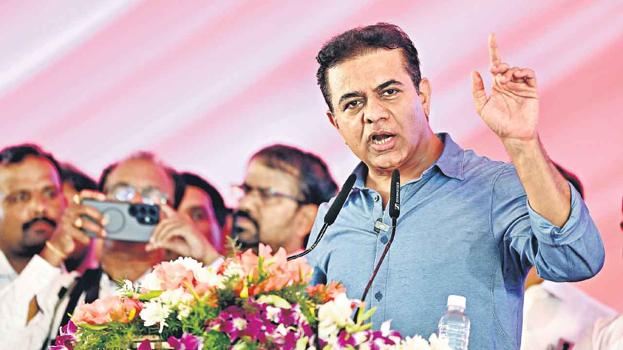 KTR | యూత్‌ డిక్లరేషన్‌ కాదు.. కాంగ్రెస్‌కు డెత్‌ డిక్లరేషన్‌.. కేటీఆర్ ధ్వజం