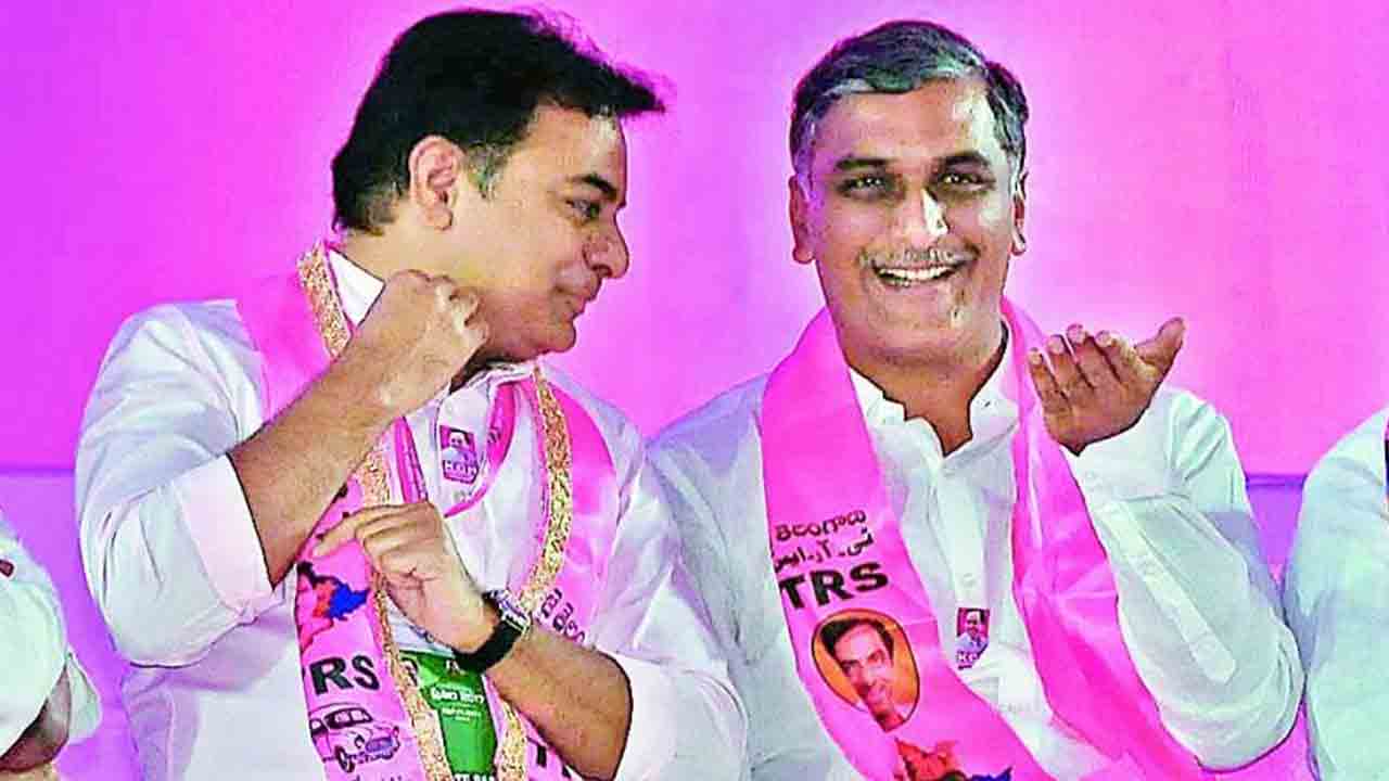 Telangana Bhavan | మేము రెడీ..! తెలంగాణ భవన్‌కు చేరుకున్న కేటీఆర్‌, హరీశ్‌ రావు