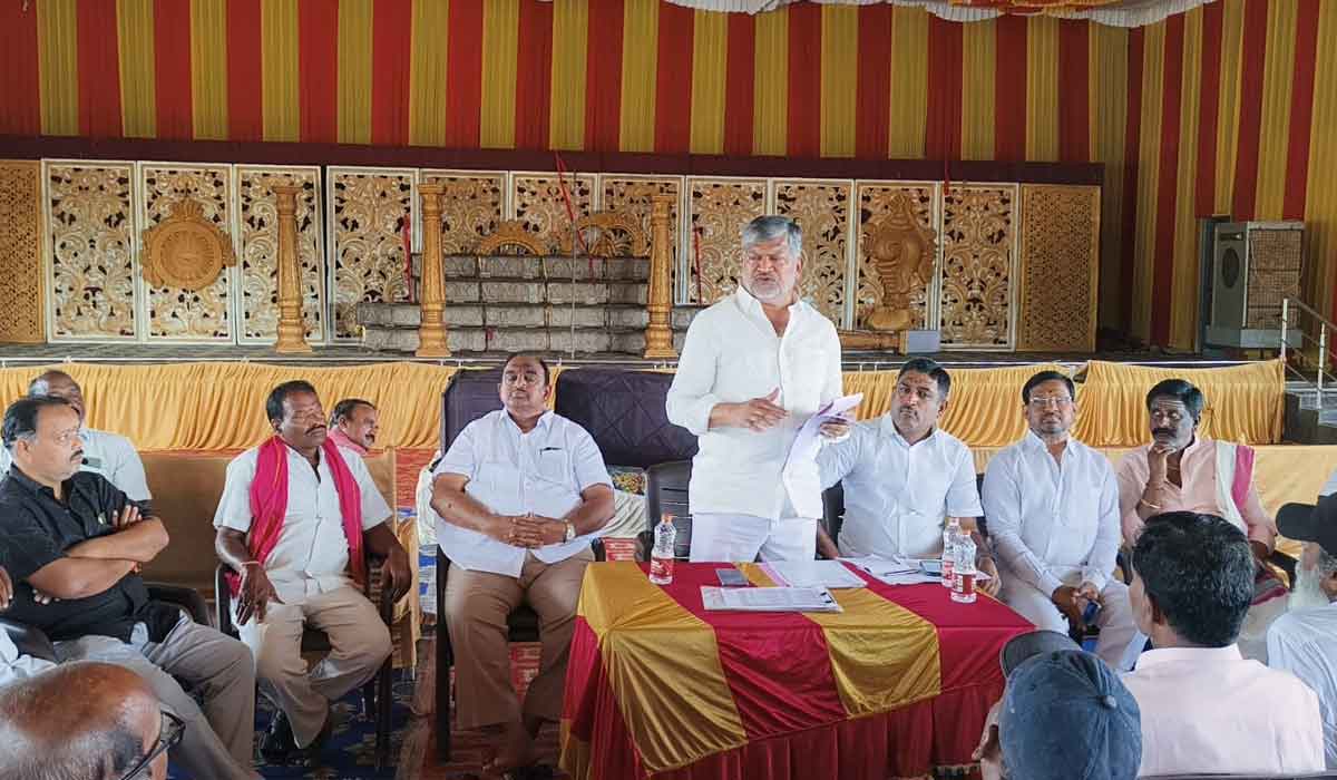 MLC L Ramana | ‘సర్’లో ఓటర్లతో భాగస్వామ్యం కావాలి.. బీఆర్ఎస్ బీఎల్ఎల సమావేశంలో ఎమ్మెల్సీ ఎల్ రమణ