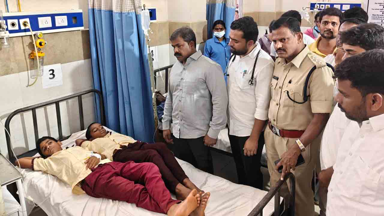 Mannanur | గురుకుల పాఠశాలలో ఫుడ్ పాయిజన్.. 26 మంది విద్యార్థులకు తీవ్ర అస్వస్థత