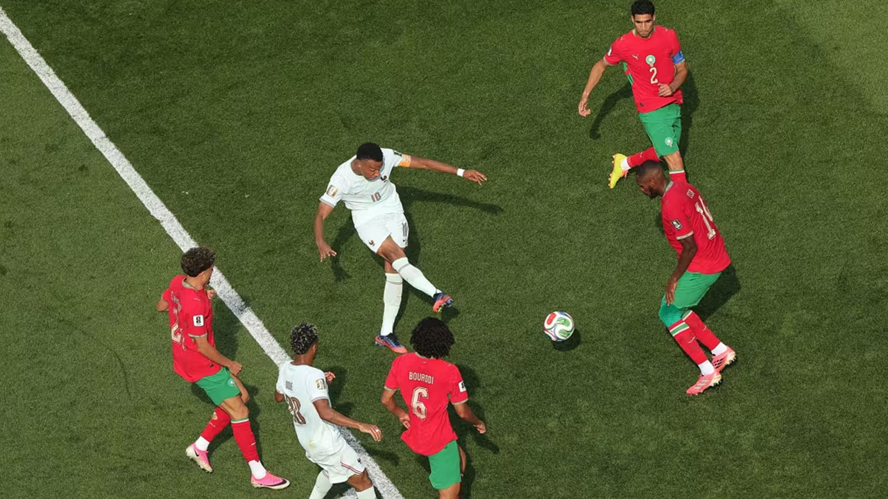 FIFA Worldcup: మొరాక్కోపై 2-0 తేడాతో విక్ట‌రీ.. సెమీస్‌లోకి ఫ్రాన్స్ జ‌ట్టు