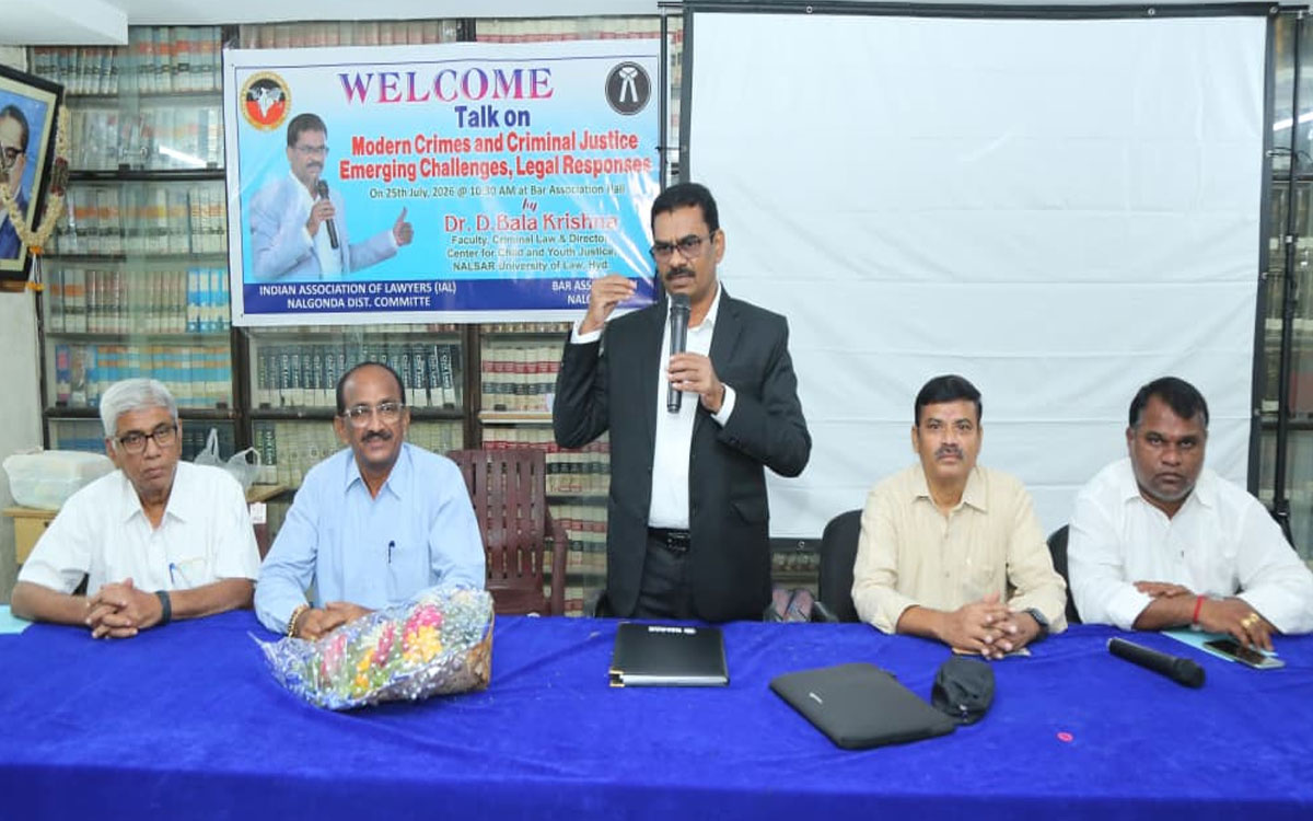 ‘నూతన చట్టాలపై న్యాయవాదులు అవగాహన పెంపొందించుకోవాలి’