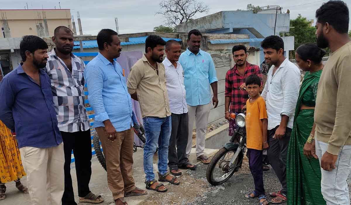 Banswada | విద్యార్థులను ప్రభుత్వ బడిలో చేర్పించాలి.. బోర్లం క్యాంపు సర్పంచ్‌ నర్సవ్వ