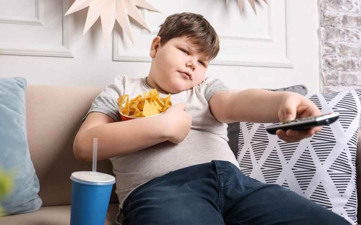 Obese | త‌ల్లిదండ్రులు అధికంగా బ‌రువు ఉంటే పిల్ల‌లు కూడా బ‌రువు పెరుగుతారా..? అధ్య‌య‌నంలో ఏం తేలింది..?