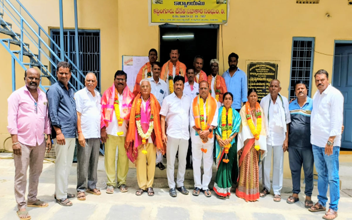 కట్టంగూర్ చేనేత కార్మిక సహకార సంఘం అధ్యక్షుడిగా నల్ల పండరి