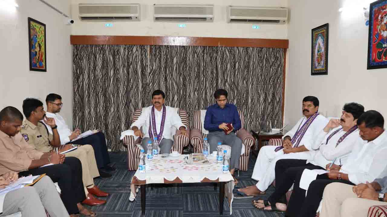 Land re-survey | భూముల రీసర్వే పనులు త్వరగా చేపట్టాలి : మంత్రి పొంగులేటి