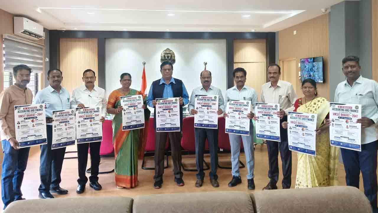 KU | కేయూలో జాతీయ సదస్సు పోస్టర్ల ఆవిష్కరణ