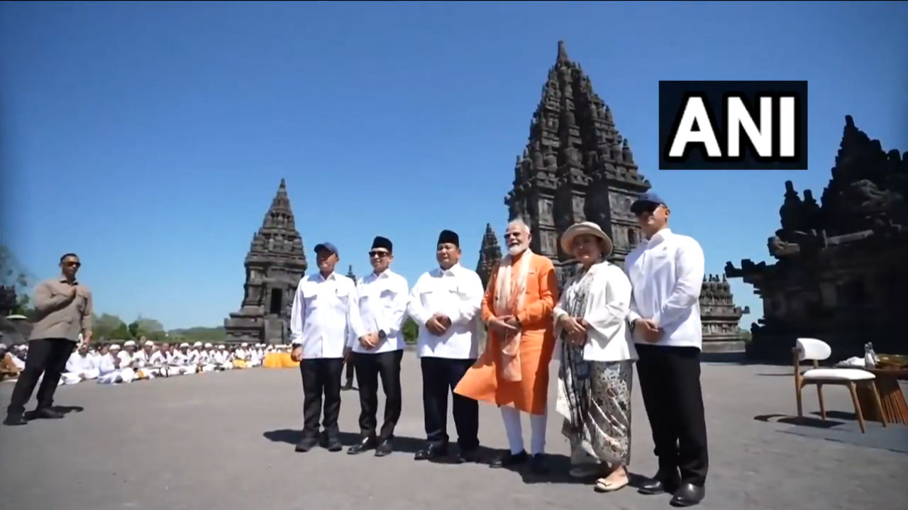 Prambanan Temple: ఇండోనేషియాలో 1000 ఏళ్ల క్రితం నాటి ఆల‌యాన్ని సంద‌ర్శించిన ప్ర‌ధాని మోదీ.. వీడియో