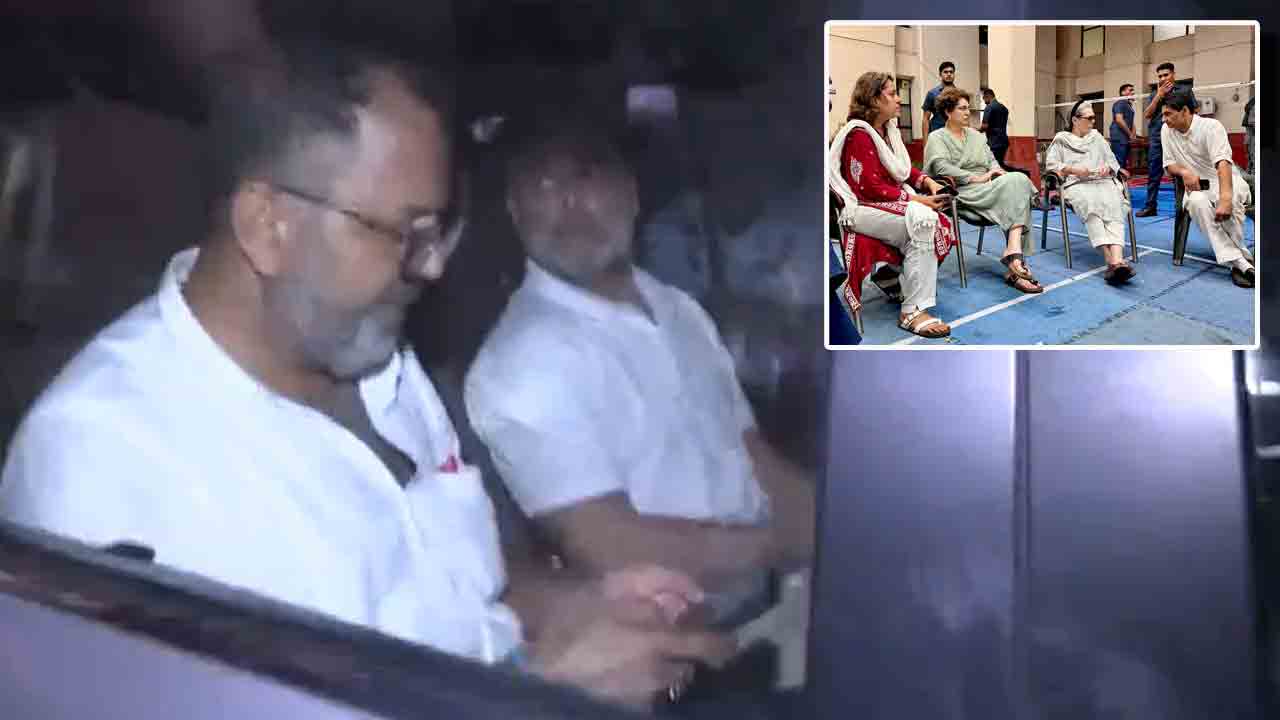 Delhi | రాహుల్, ప్రియాంక విడుదల.. 70 మంది నిరసనకారులకు విముక్తి..!