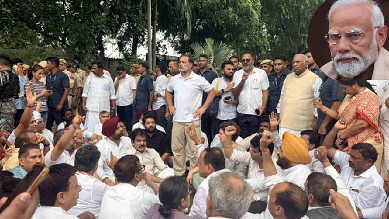 Rahul Gandhi | ఢిల్లీలో హైటెన్షన్‌.. ప్రధాని నివాసం ఎదుట బైఠాయించిన రాహుల్ గాంధీ