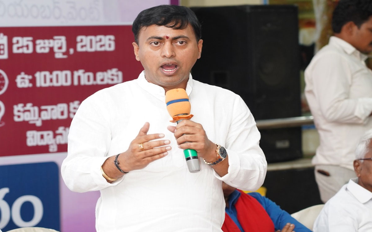విద్యార్థుల భవిష్యత్ కోసం కలిసికట్టుగా పోరాడాలి : ఏనుగుల రాకేష్‌రెడ్డి