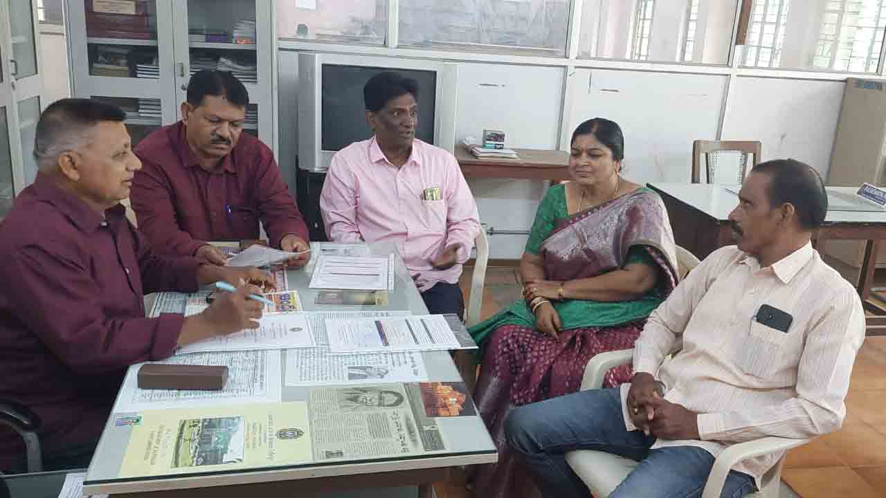 Arts College | ఆర్ట్స్​‍కళాశాల జర్నలిజం పాఠ్యప్రణాళిక ఆమోదం
