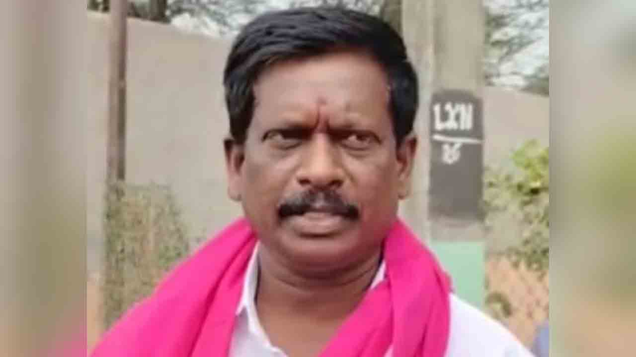 Coal city | వెయిటింగ్ హాల్ ఎత్తివేత కుట్ర పూరితమే : నీరటి శ్రీనివాస్