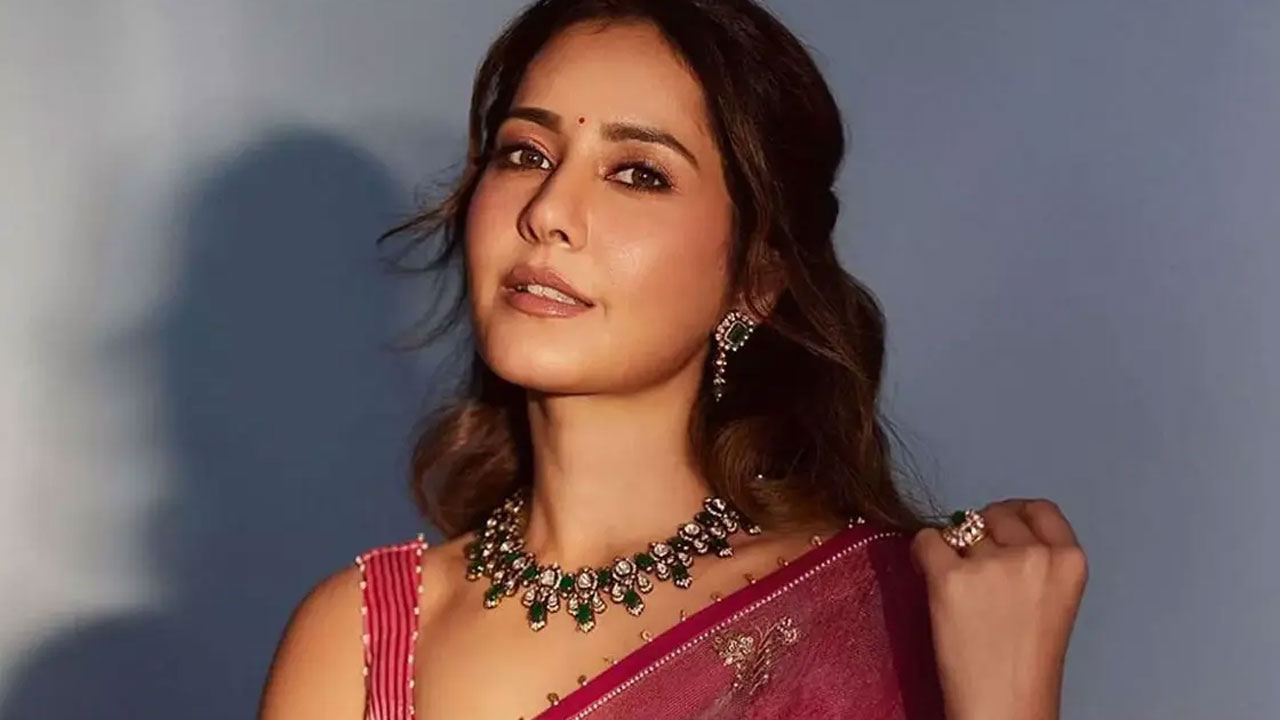 Rasshi Khanna | షూటింగ్‌లో గాయపడిన రాశీ ఖన్నా.. నొప్పిని భ‌రిస్తూనే కీలక షెడ్యూల్ పూర్తి