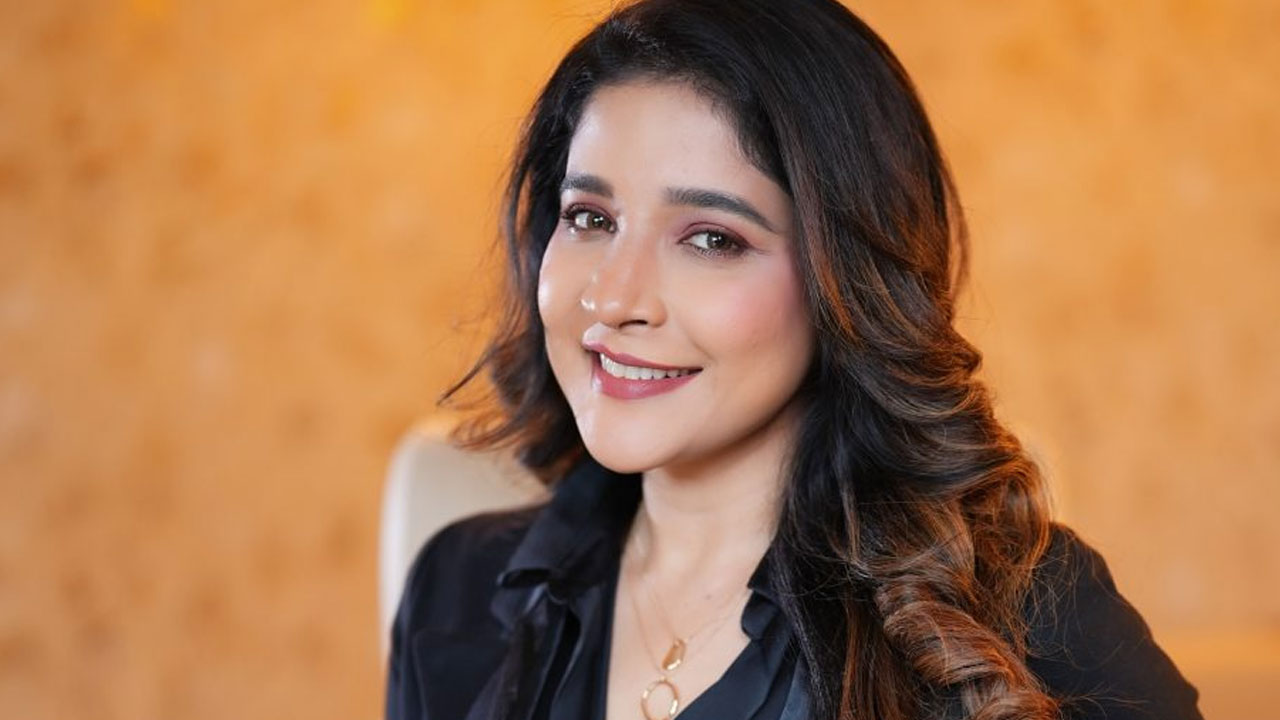 Sakshi Agarwal | నటి నుంచి వ్యాపారవేత్తగా సాక్షి అగర్వాల్.. పుట్టినరోజునే కొత్త కంపెనీ ప్రారంభం..!