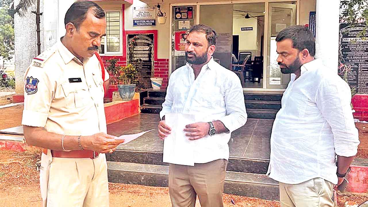 ఇసుక మాఫియాతో ప్రాణ హాని