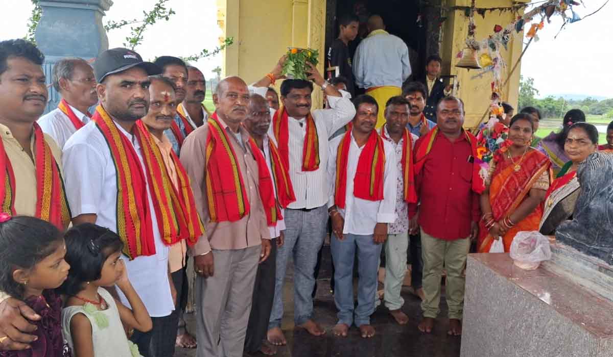Odela | ఓదెలలో స్వర్ణకారుల ఆధ్వర్యంలో ఘనంగా పోచమ్మ బోనాలు