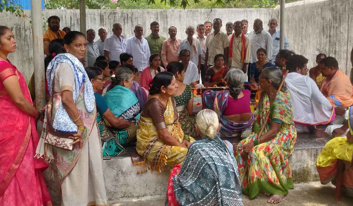 Katnapalli | కాట్నపల్లిలో ఘనంగా ఆలయ పదో వార్షికోత్సవం