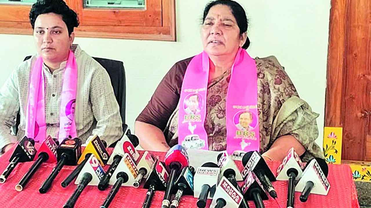 గిరిజనులను విస్మరించిన బీజేపీ సర్కార్‌