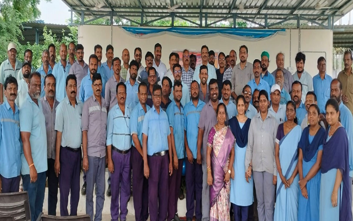 కొత్తగూడెం ఏరియా జీఎం శాలెం రాజుకు ఘన సన్మానం
