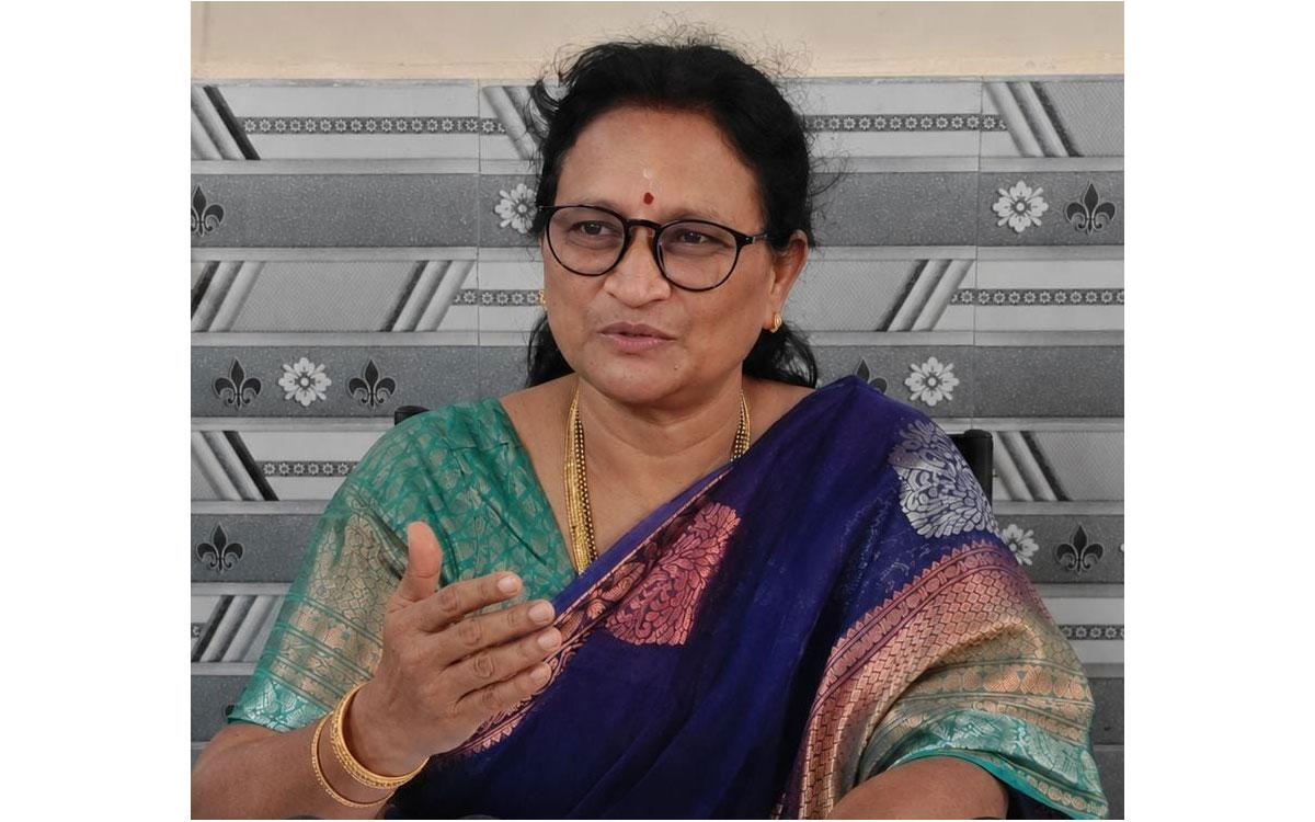 పదోన్నతిపై ఎర్రుపాలెం ఎంపీడీఓగా ఎం.శారద
