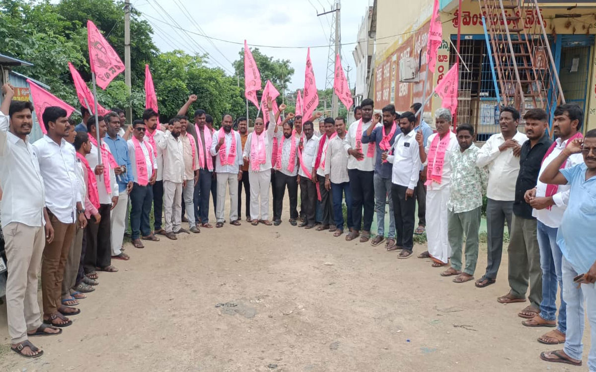 ‘వ్యవసాయ రంగానికి కోతలు లేకుండా విద్యుత్ సరఫరా చేయాలి’