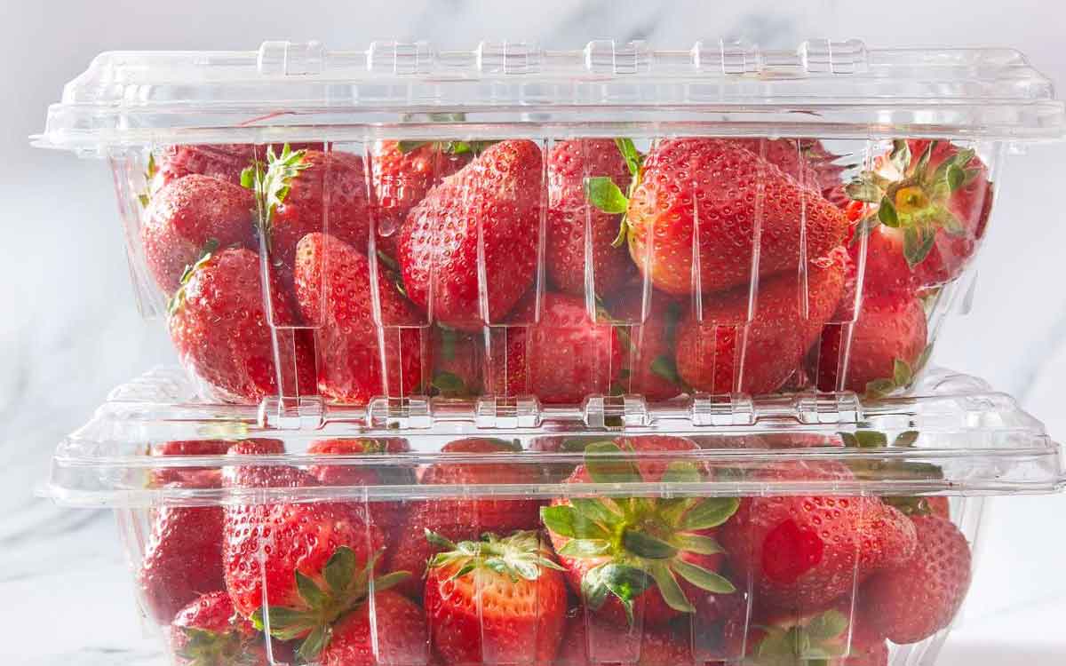 Strawberries | స్ట్రాబెర్రీల‌ను కొనే ముందు తెలుసుకోవాల్సిన విష‌యాలివే.. ఇలా చేస్తే ఎక్కువ రోజుల పాటు తాజాగా ఉంటాయి..