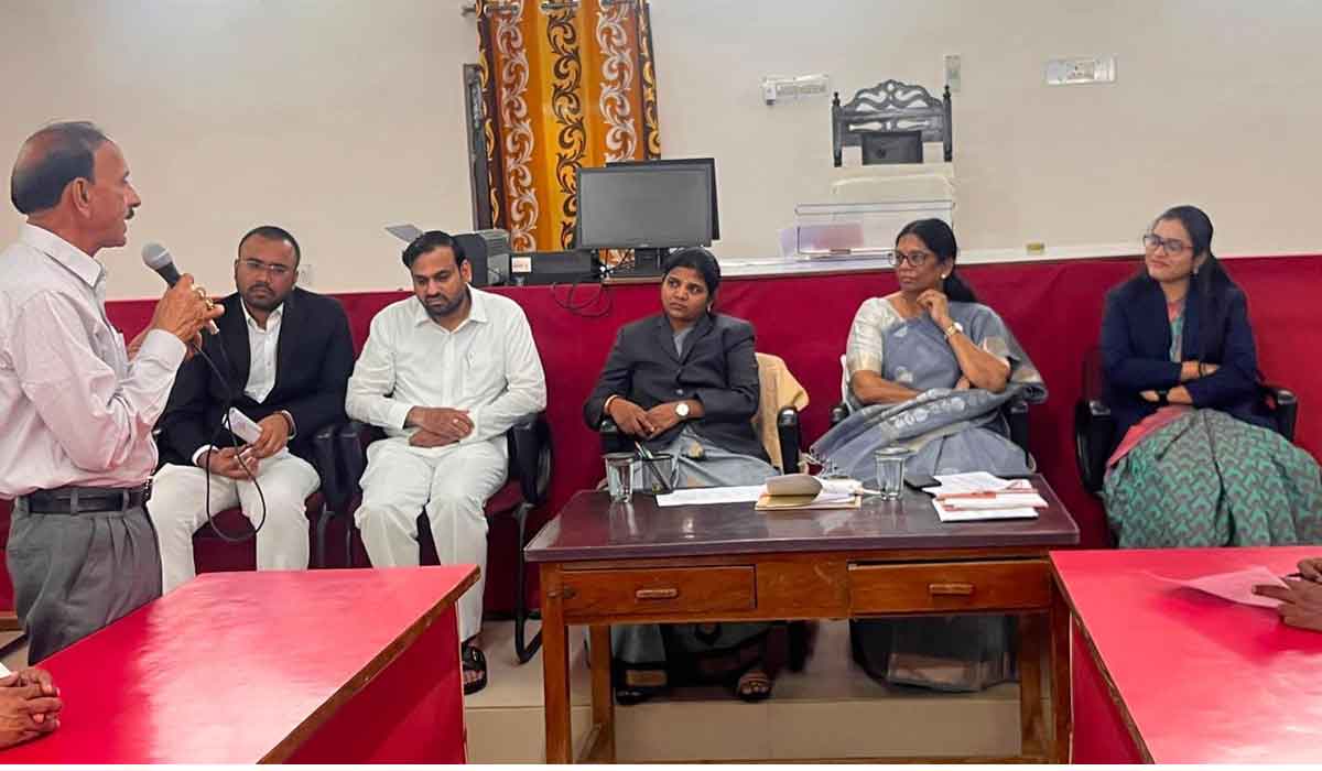 Lok Adalat | లోక్ అదాలత్ సద్వినియోగం చేసుకోవాలి.. పెద్దపల్లి జిల్లా ప్రధాన న్యాయమూర్తి సునీత కుంచాల