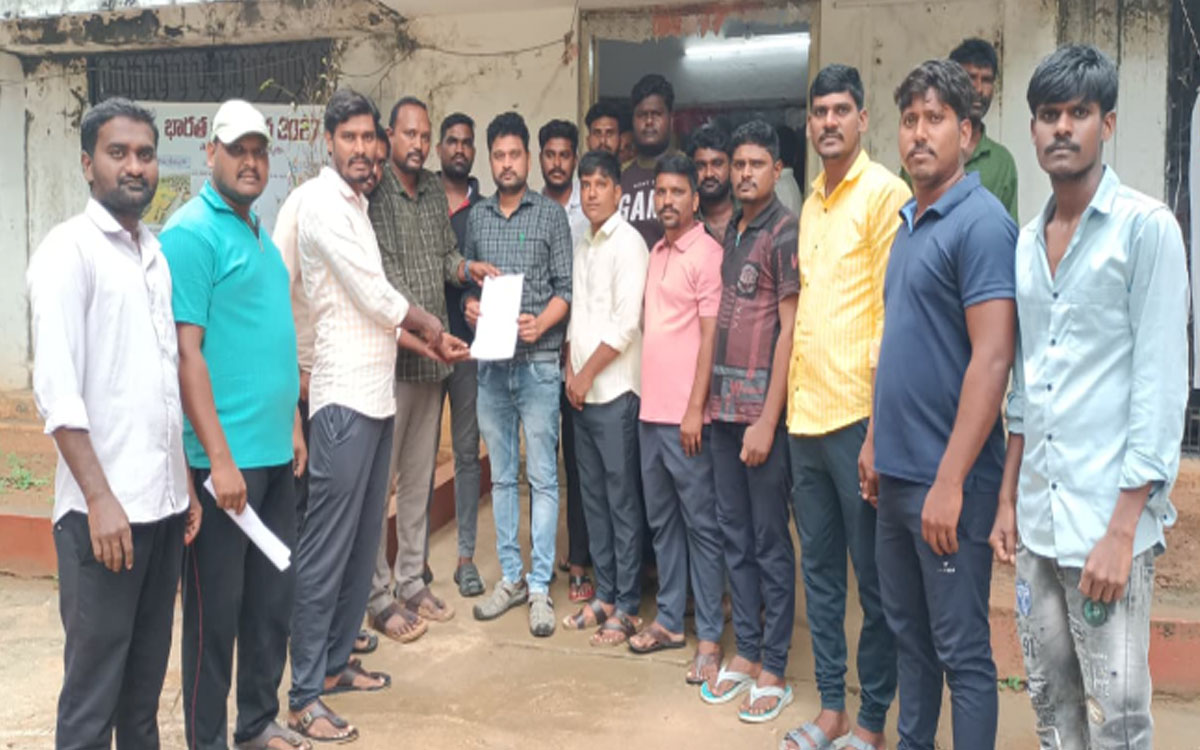 తుంగతుర్తిలో ఫైర్ స్టేషన్ ఏర్పాటు చేయాలని వినతి