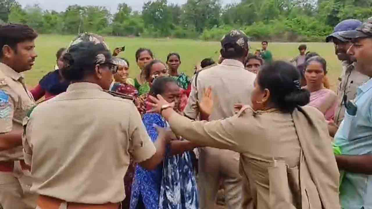 ఈడ్చిఈడ్చి కొట్టారు..!