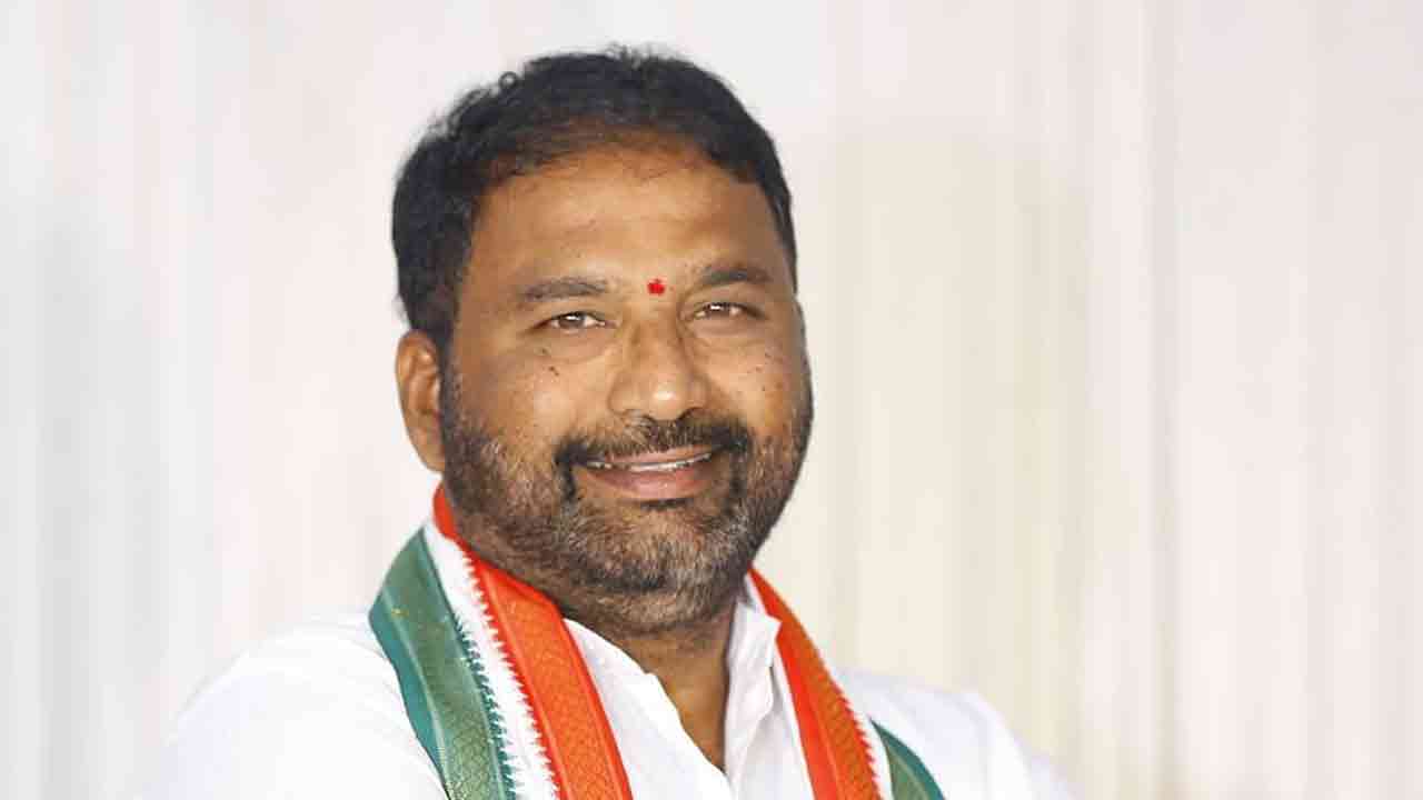 Vakiti Srihari | మంత్రి వాకిటి శ్రీహరికి అస్వస్థత.. బంజారాహిల్స్ కేర్ ఆస్పత్రిలో చికిత్స