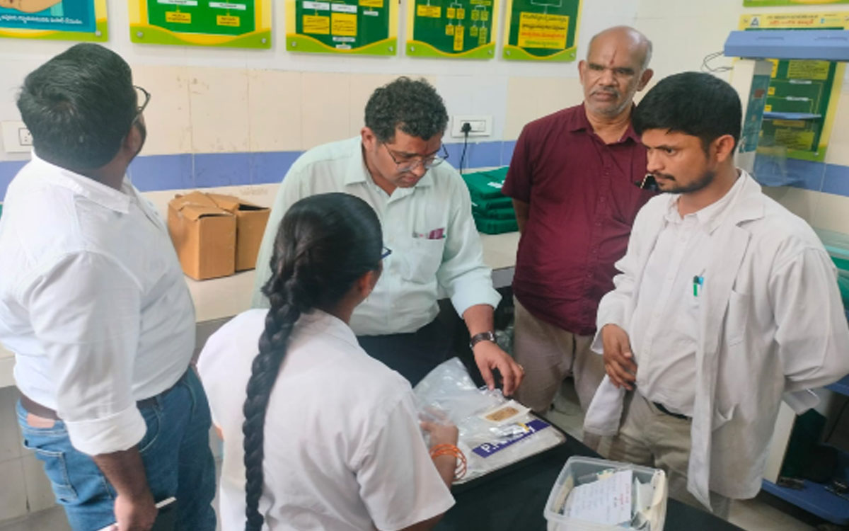 సీజనల్ వ్యాధుల పట్ల అప్రమత్తత అవసరం : ఎన్‌హెచ్ఎం డిప్యూటీ డైరెక్టర్