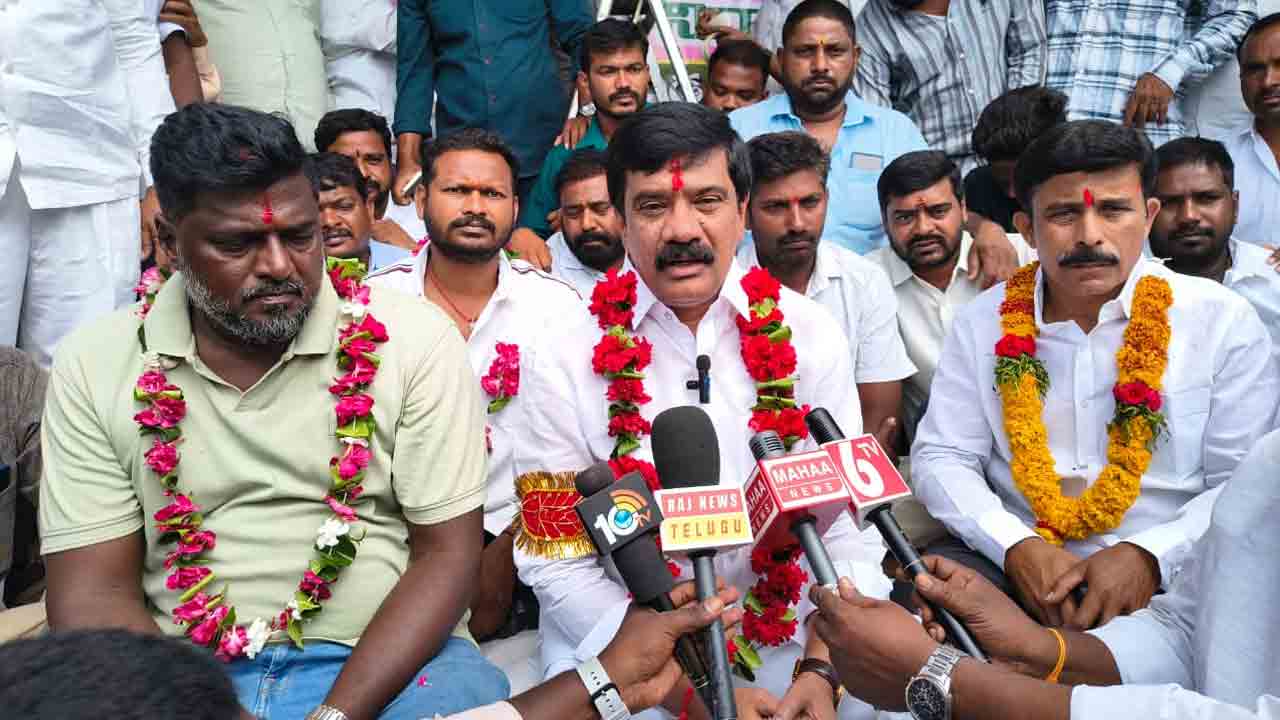 Vemula Prashanth Reddy | తన నివాసంలోనే దీక్ష ప్రారంభించిన వేముల ప్రశాంత్ రెడ్డి