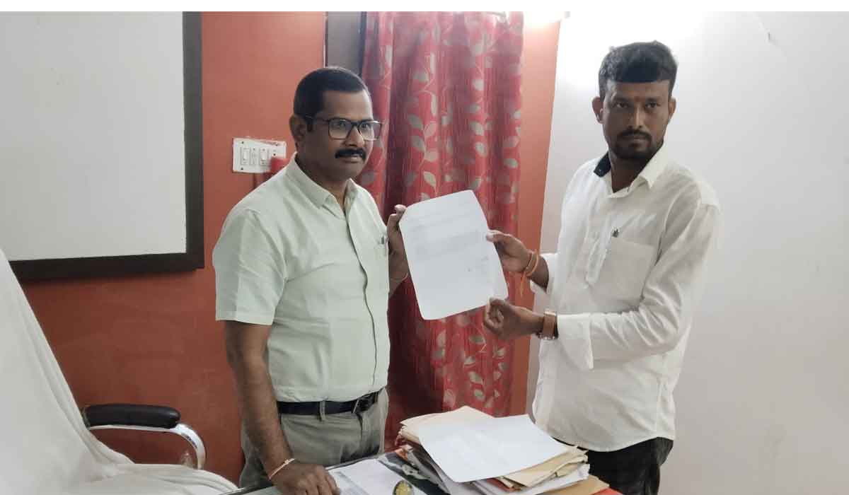 Mallapur | ఇండెన్ గ్యాస్ ఏజెన్సీపై చర్యలు తీసుకోవాలని ఫిర్యాదు