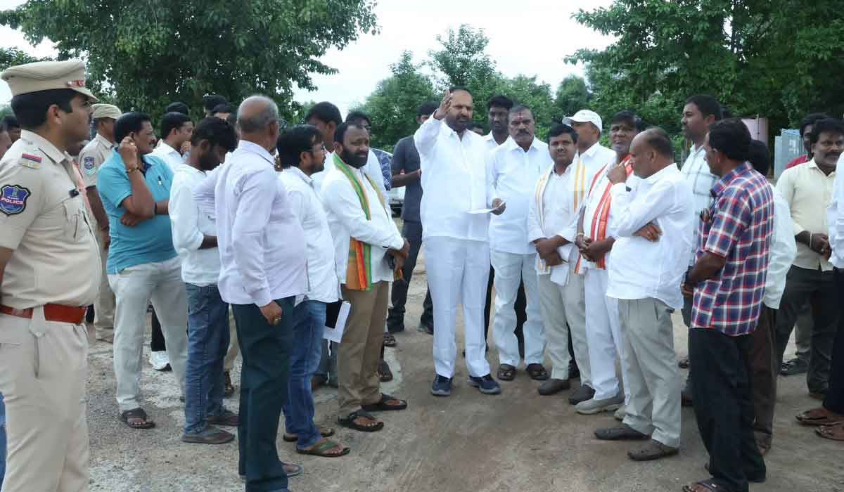 Odela | ఓదెల మల్లన్న ఆలయ అభివృద్ధి పనులను పరిశీలించిన ఎమ్మెల్యే