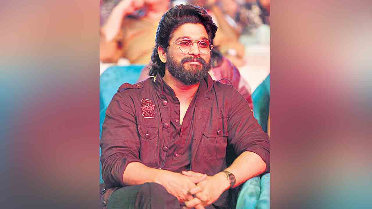 ‘రాకా’లో త్రిపాత్రాభినయం